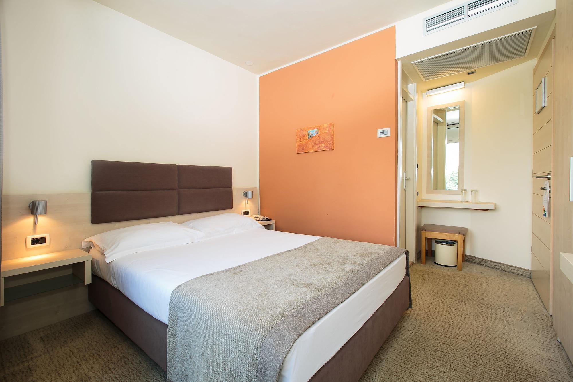 Szálloda Mediteran Plava Laguna 3*